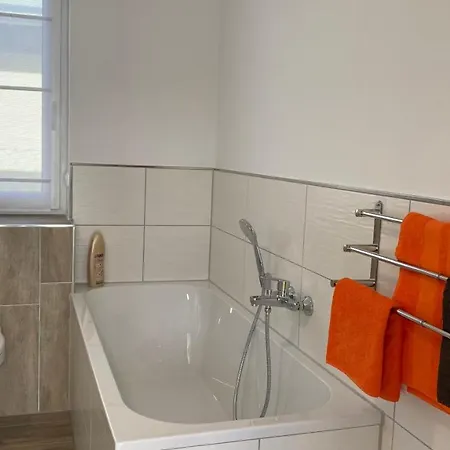 Apartment Helfert 1 *